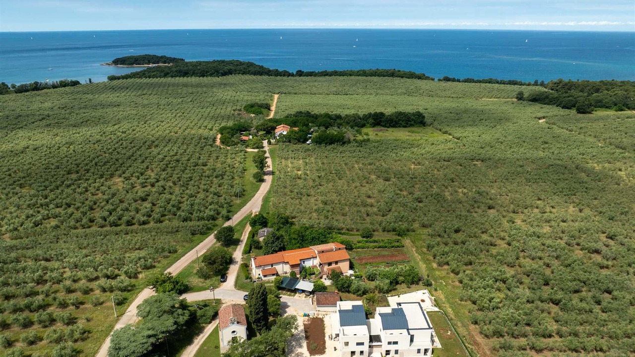 Photo of Outdoor in Cervar