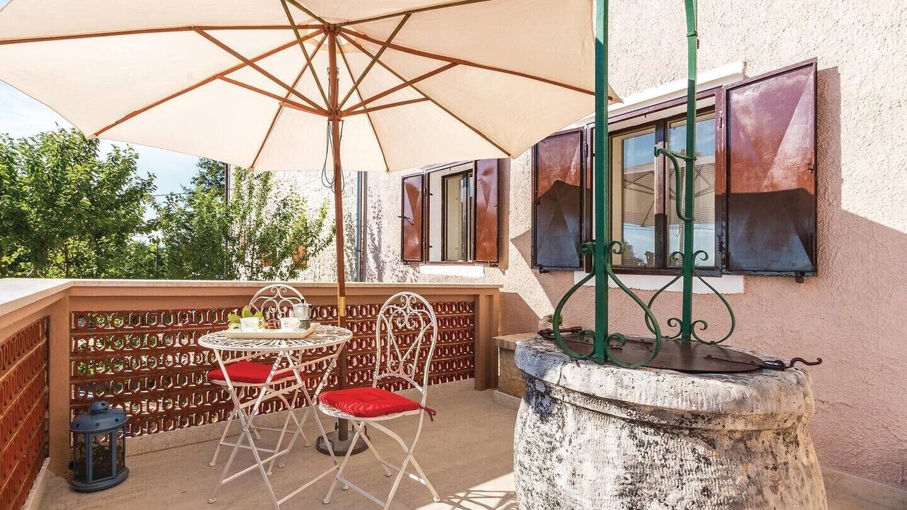 Photo of Outdoor in Peresiji