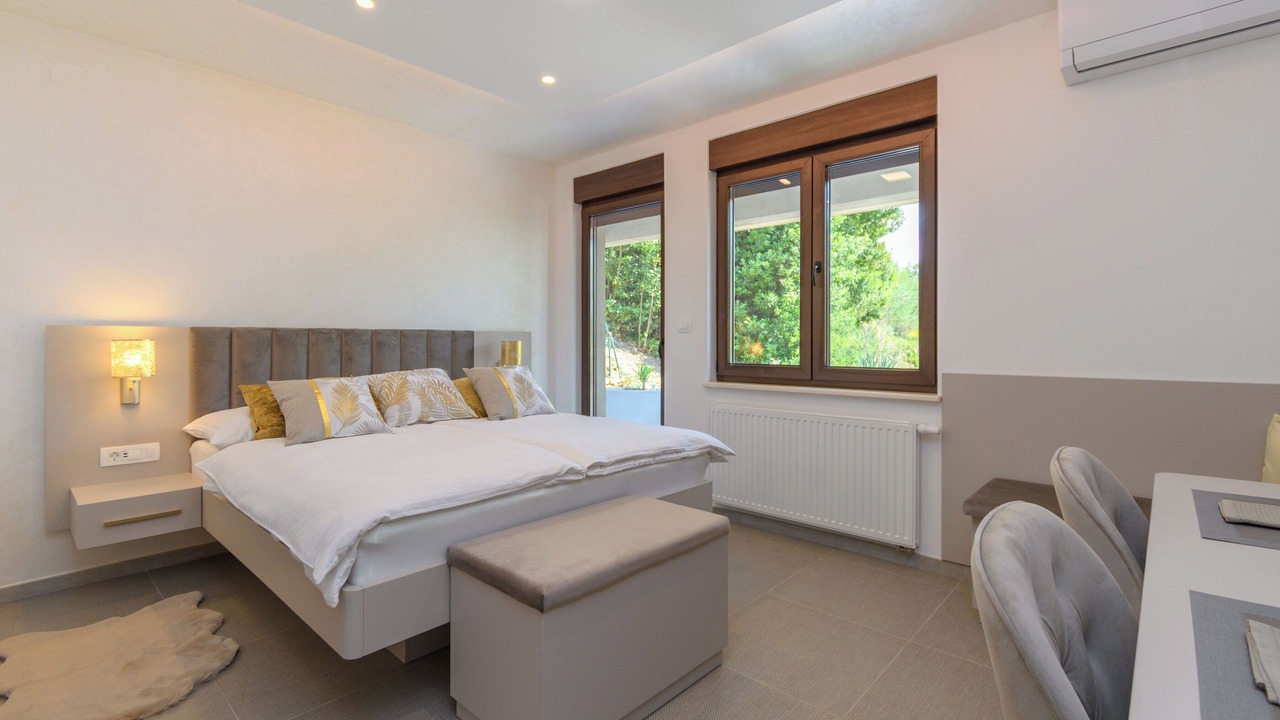 Photo of Bedroom in Banjol