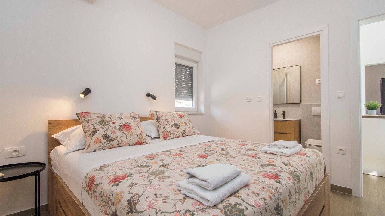 Photo of Bedroom in Seline
