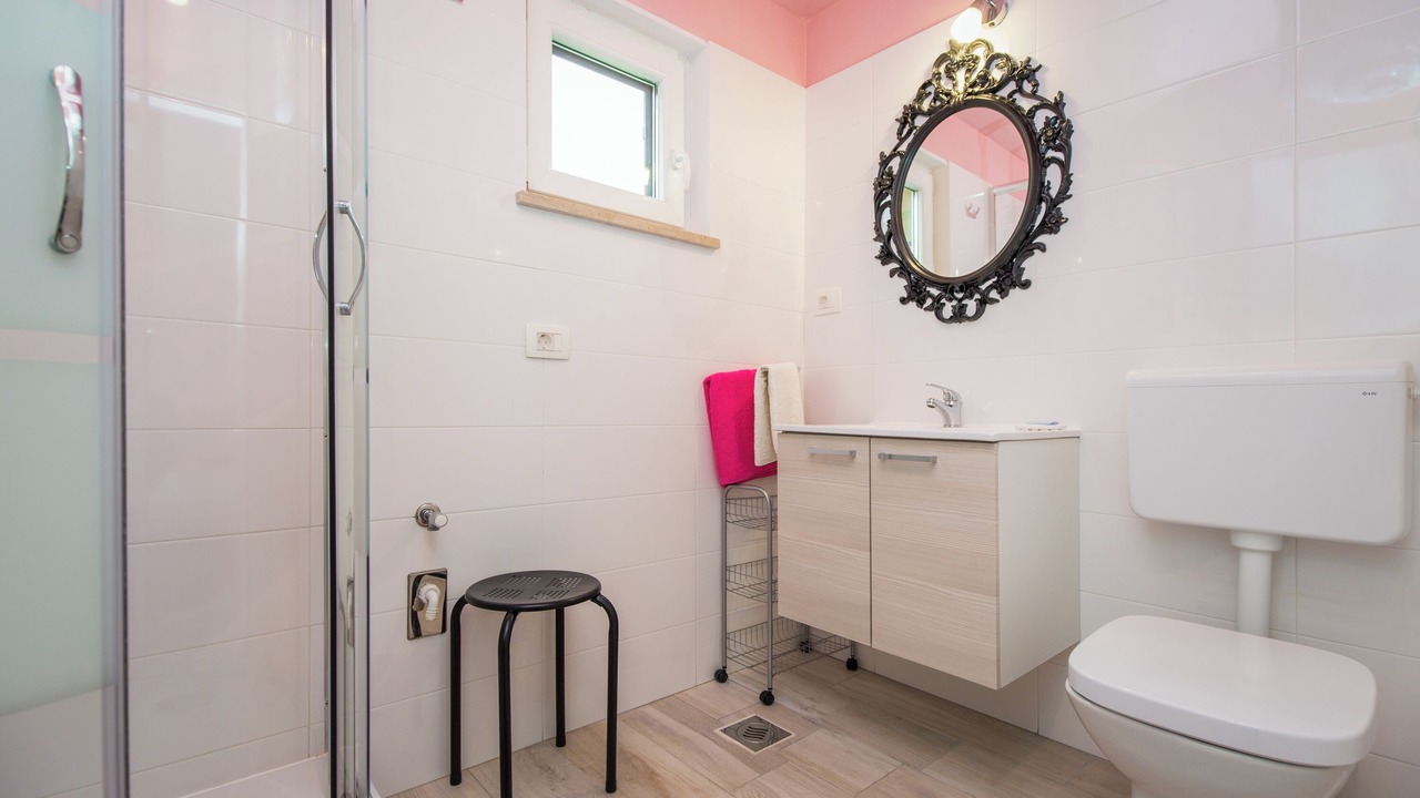 Photo of Bathroom in Marceljani