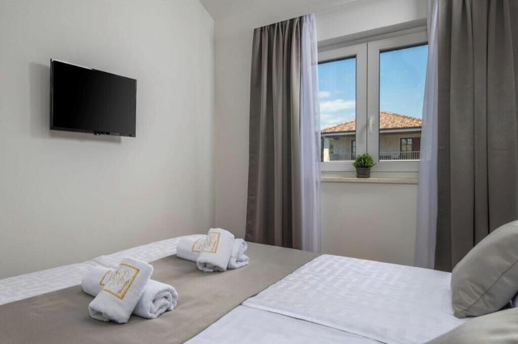 Photo of Bedroom in Muline
