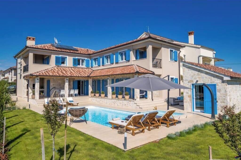 Photo of Outdoor in Muline