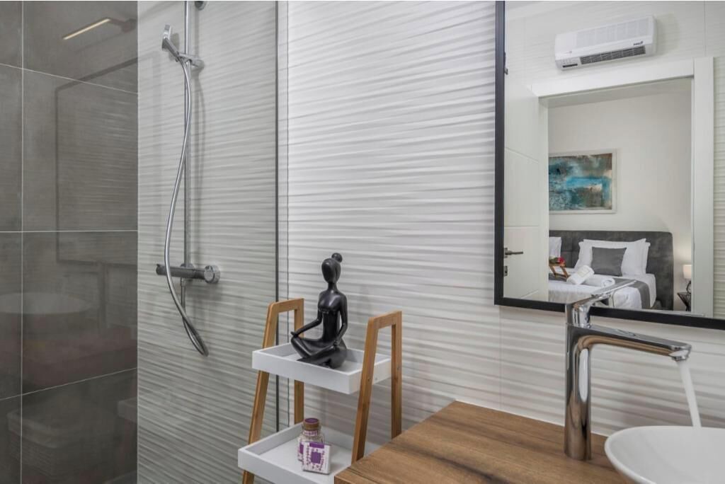 Photo of Bathroom in Muline