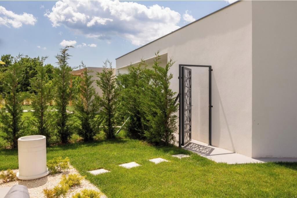 Photo of Outdoor in Oklaj