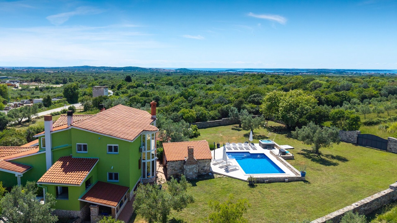 Photo of Outdoor in Galizana