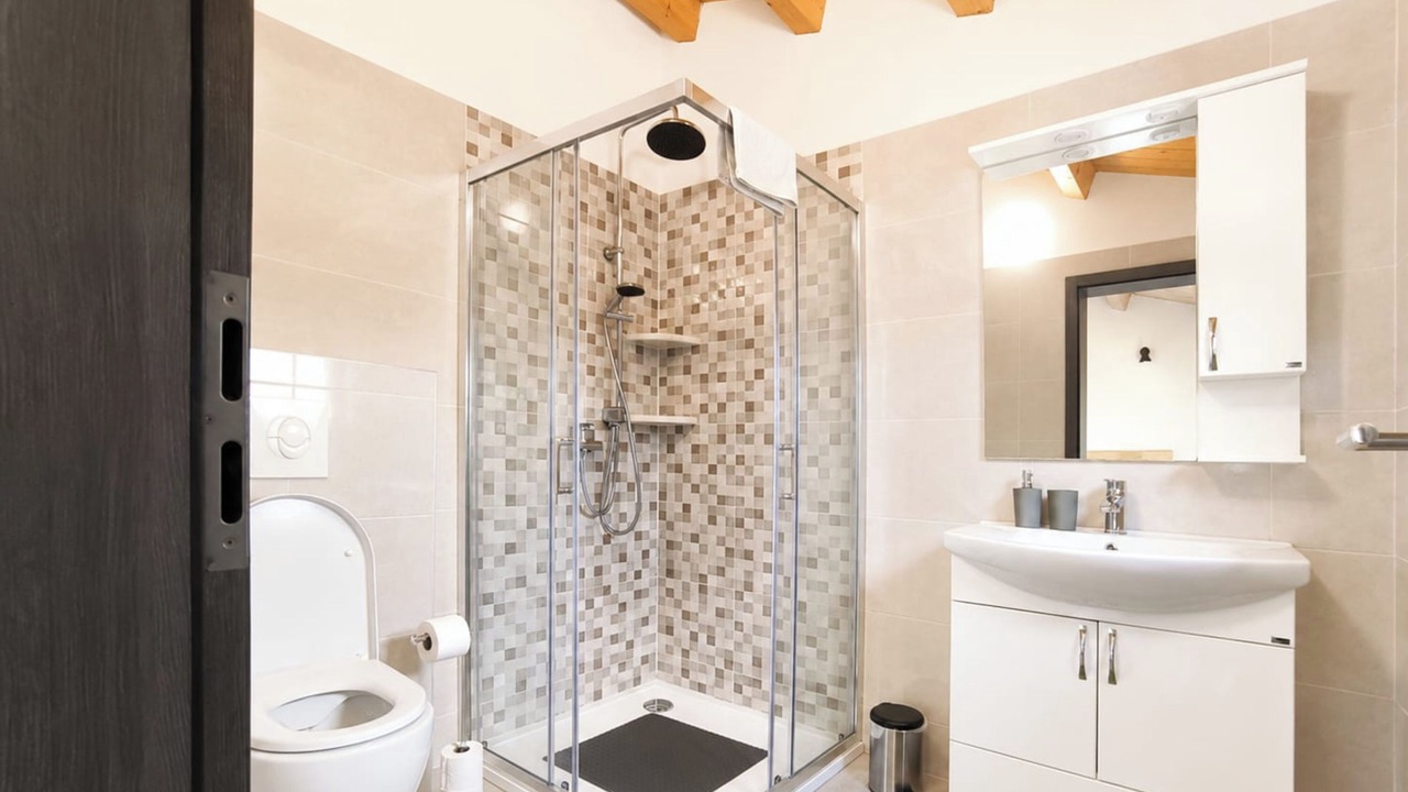Photo of Bathroom in Santalezi