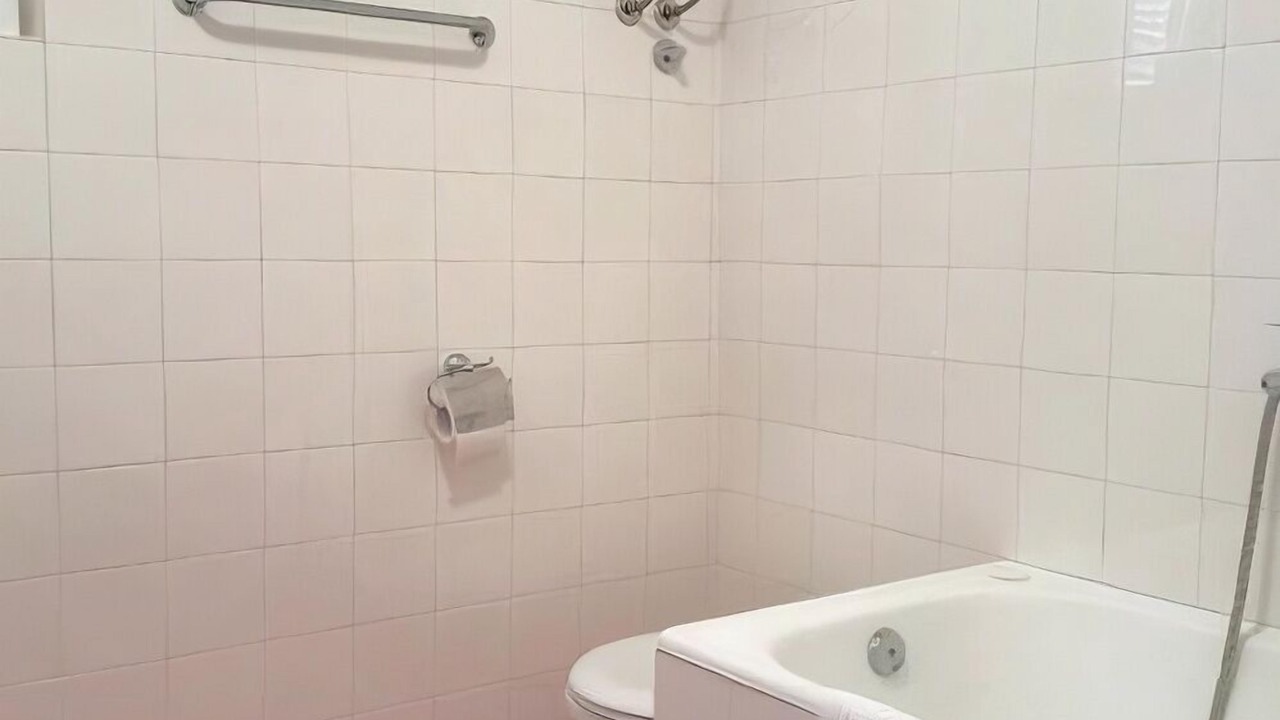 Photo of Bathroom in Mimice