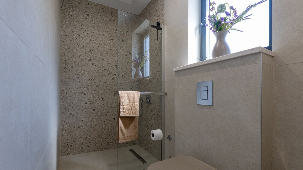 Photo of Bathroom in Blace
