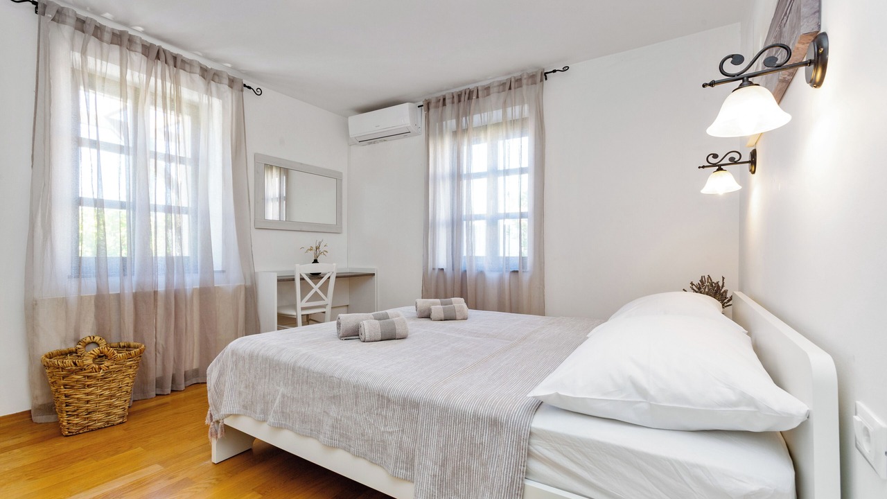 Photo of Bedroom in Pomer