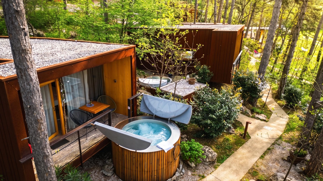 Photo of Outdoor in Slap