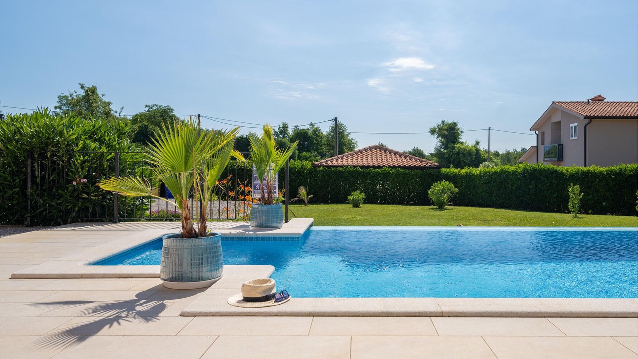 Photo of Outdoor in Nedescina