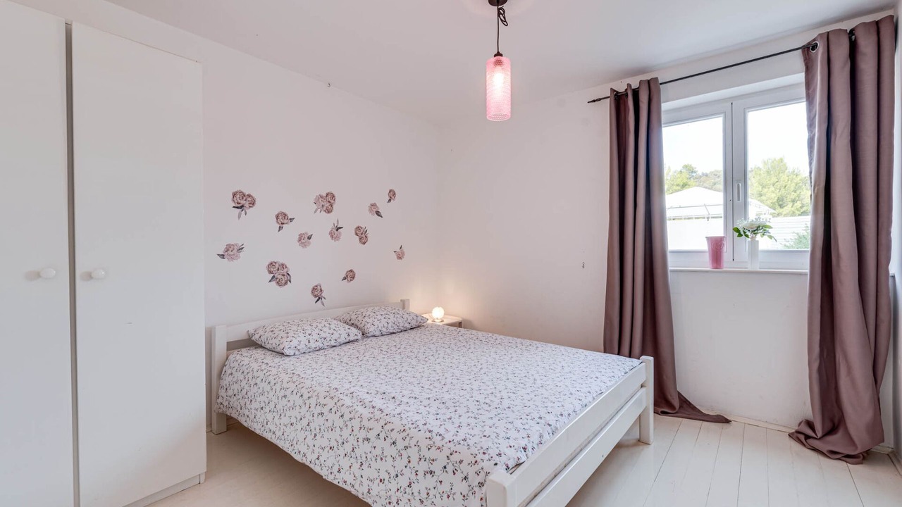 Photo of Bedroom in Pasadur