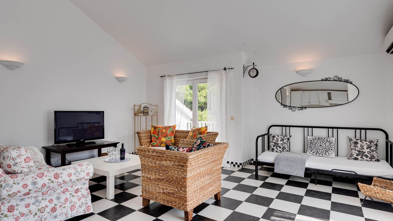 Photo of Livingroom in Pasadur