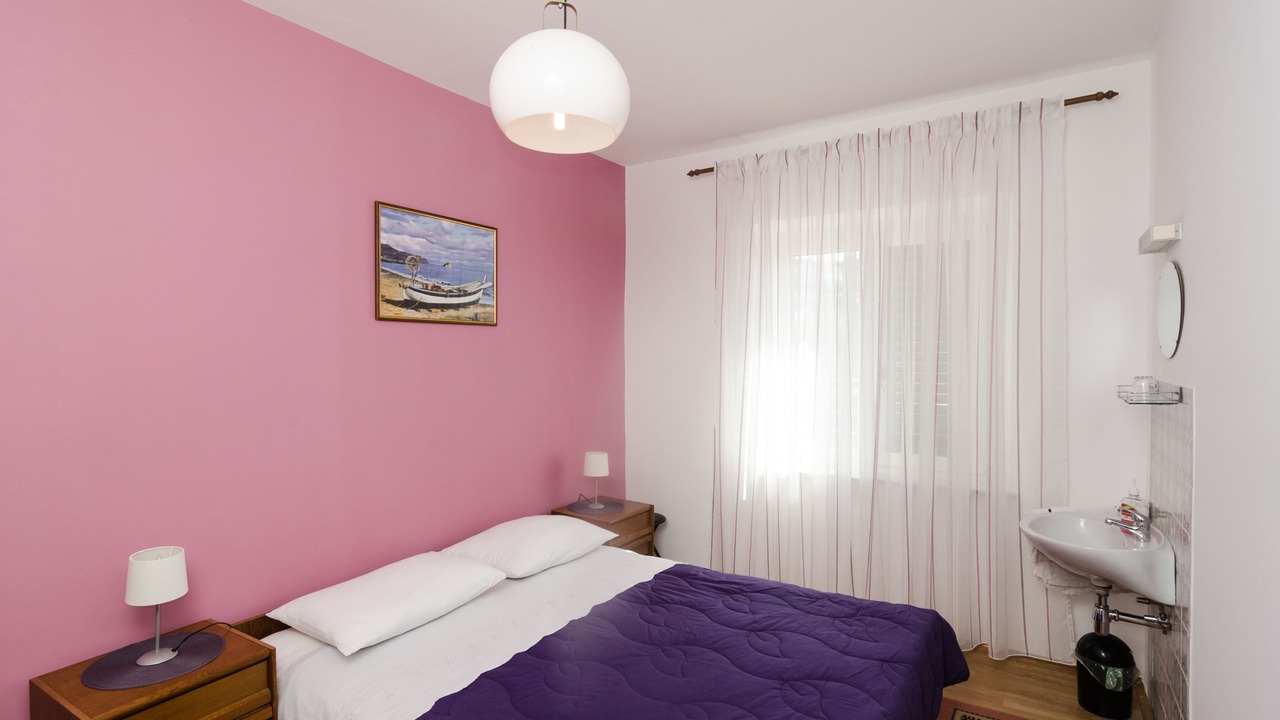 Photo of Bedroom in Orasac