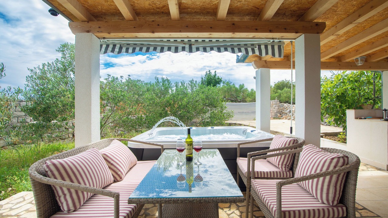 Photo of Patio Balcony in Drvenik Mali