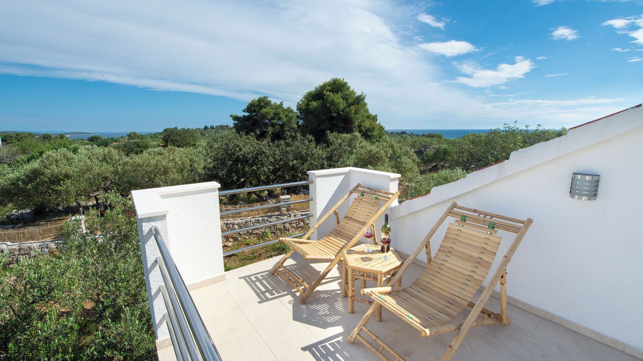 Photo of Patio Balcony in Drvenik Mali