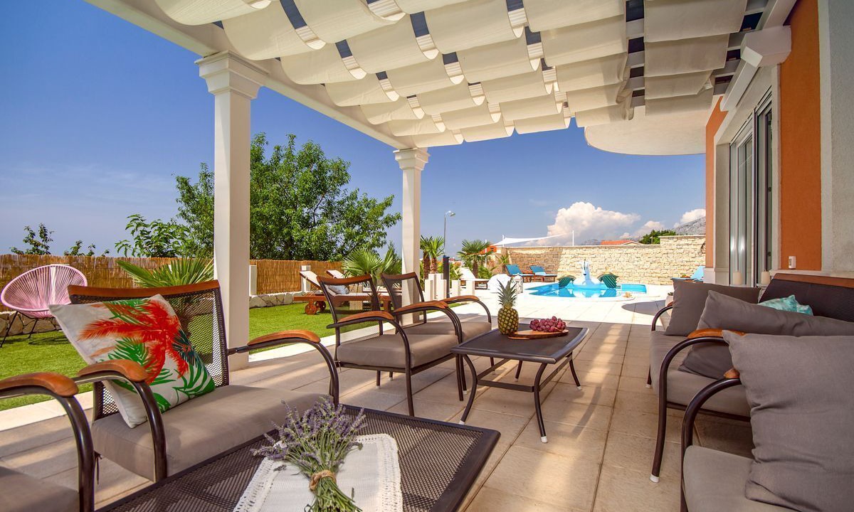 Photo of Patio Balcony in Mravince