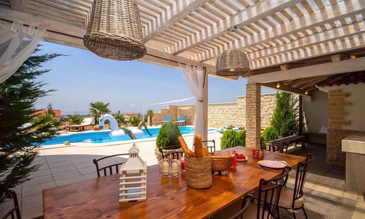 Photo of Outdoor in Mravince