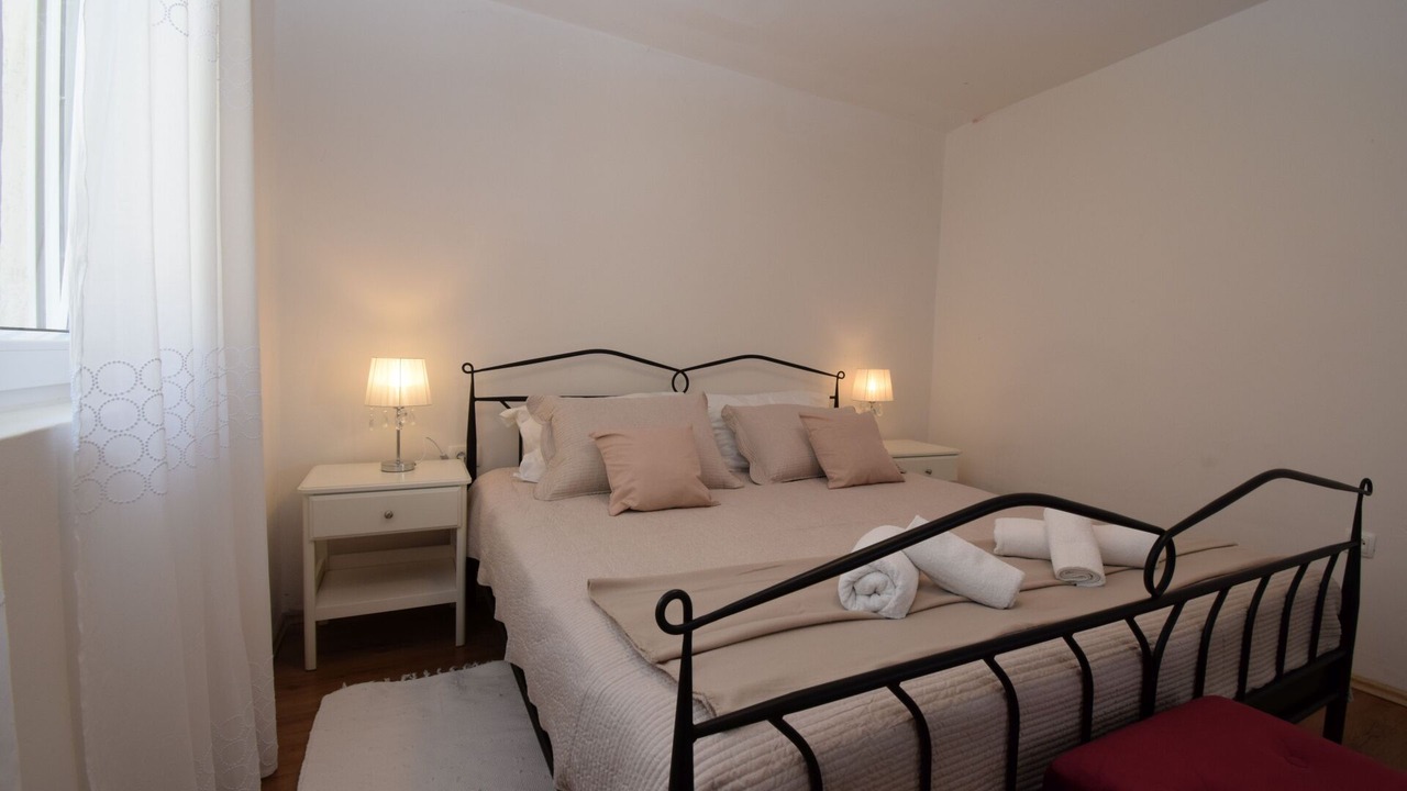 Photo of Bedroom in Bregi