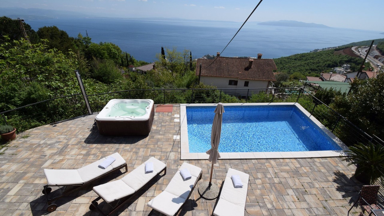 Photo of Outdoor in Bregi