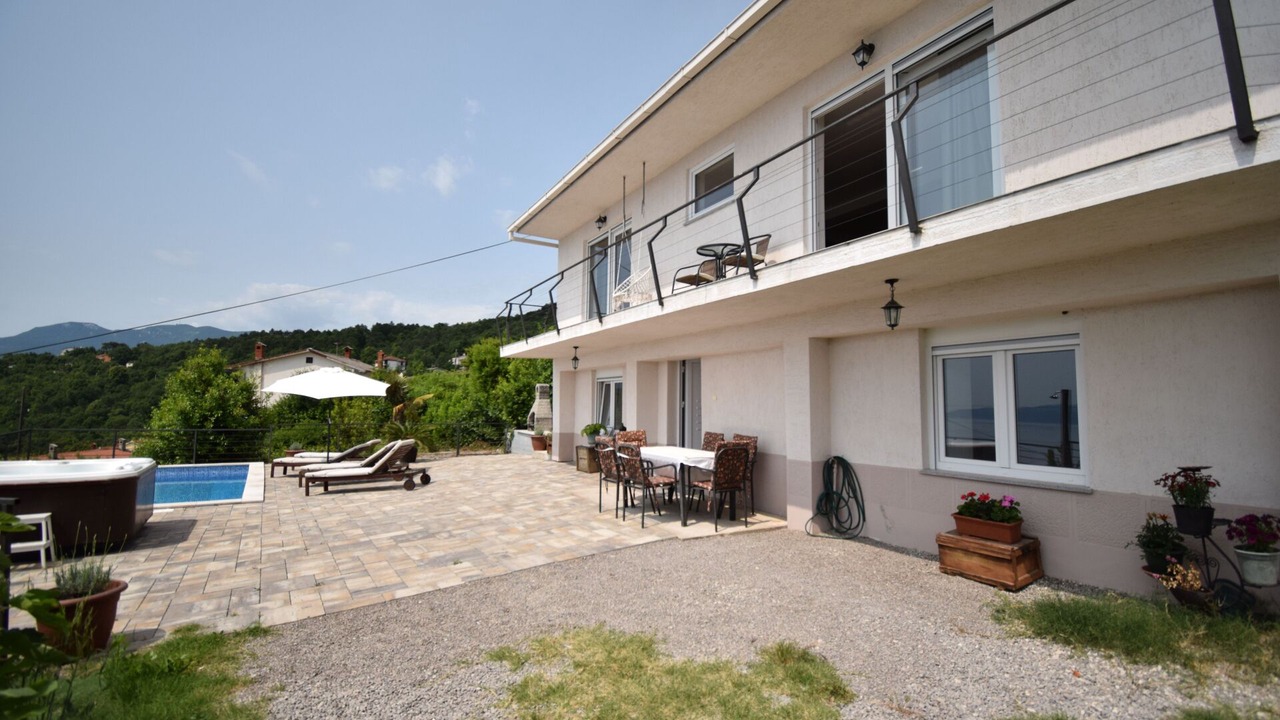 Photo of Outdoor in Bregi