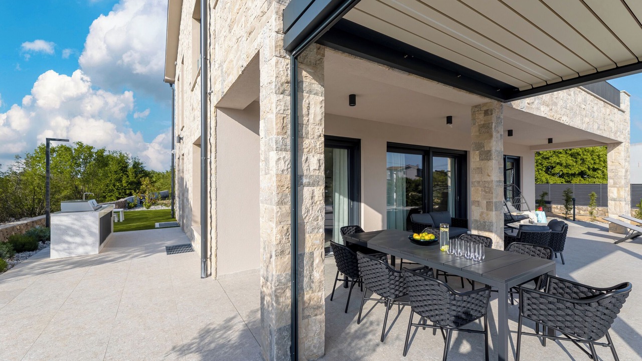 Photo of Outdoor in Vrh