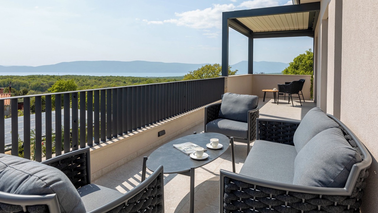 Photo of Patio Balcony in Vrh