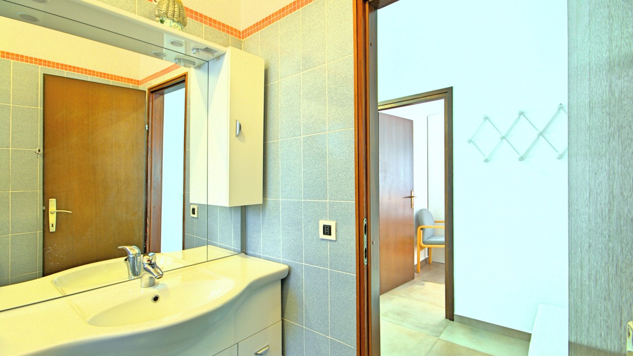 Photo of Bathroom in Murine