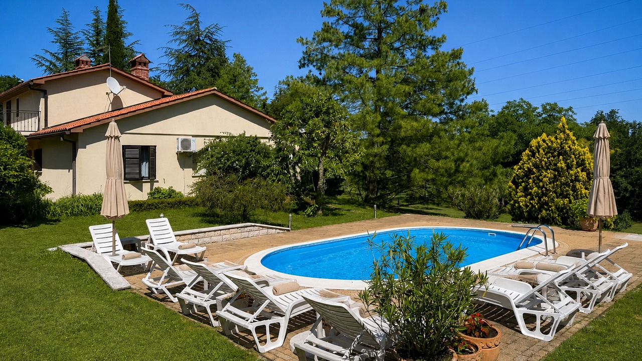 Photo of Outdoor in Marceljani