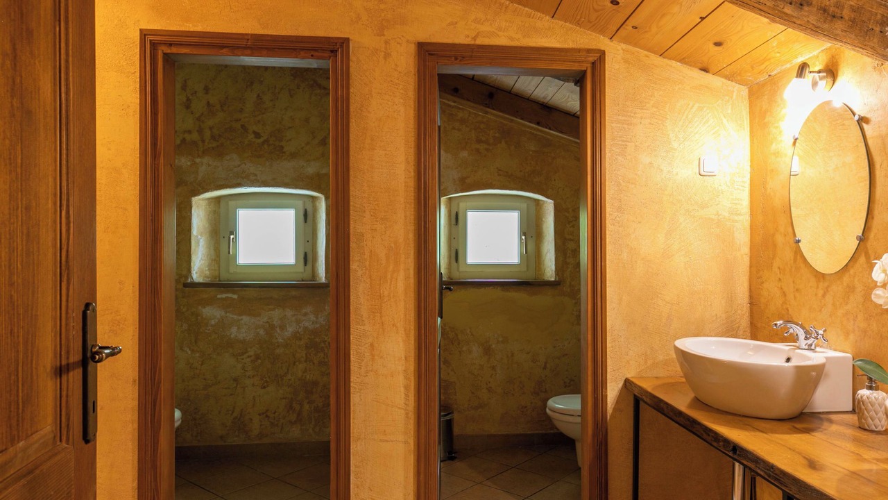 Photo of Bathroom in Gajana