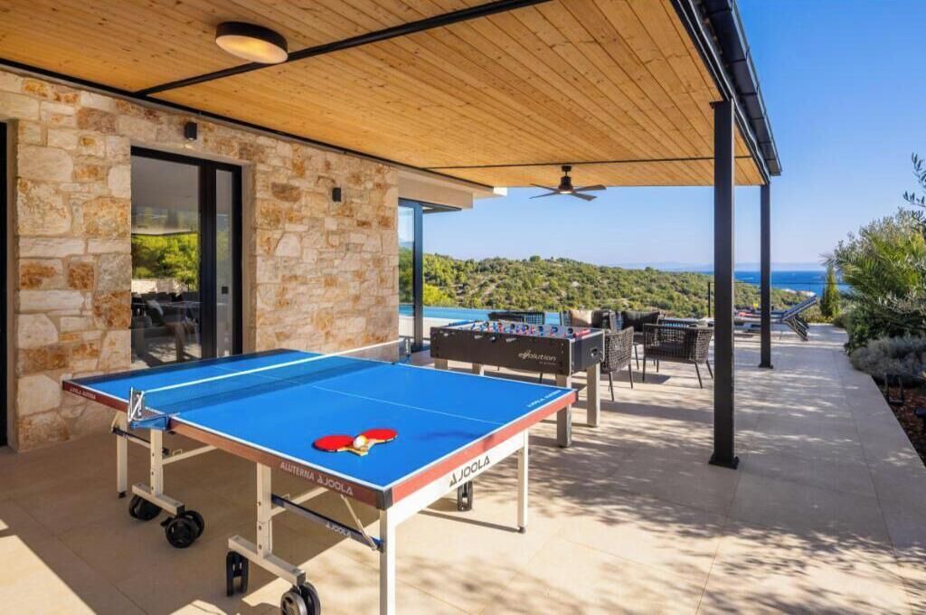 Photo of Patio Balcony in Cove Rogacic