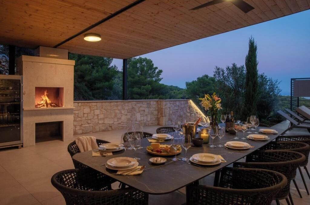 Photo of Outdoor in Cove Rogacic
