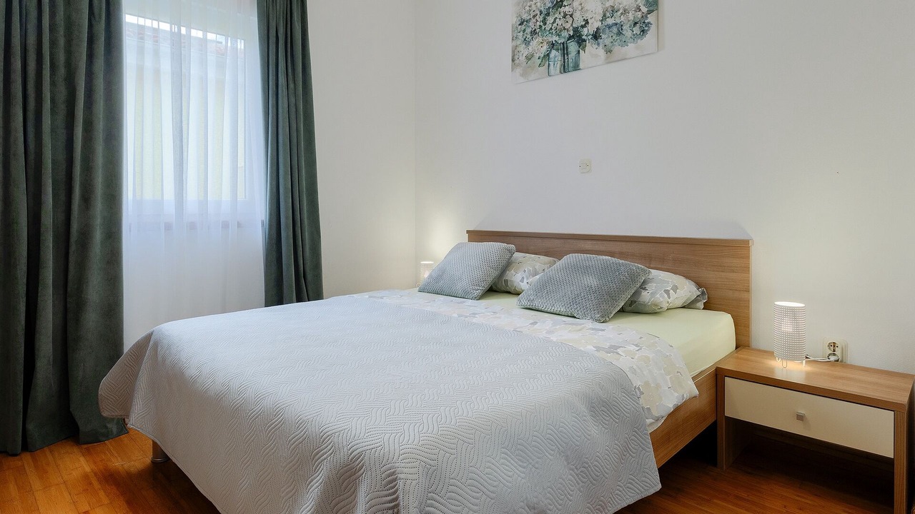 Photo of Bedroom in Loborika