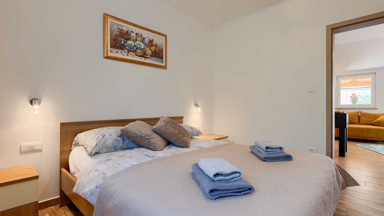 Photo of Bedroom in Loborika