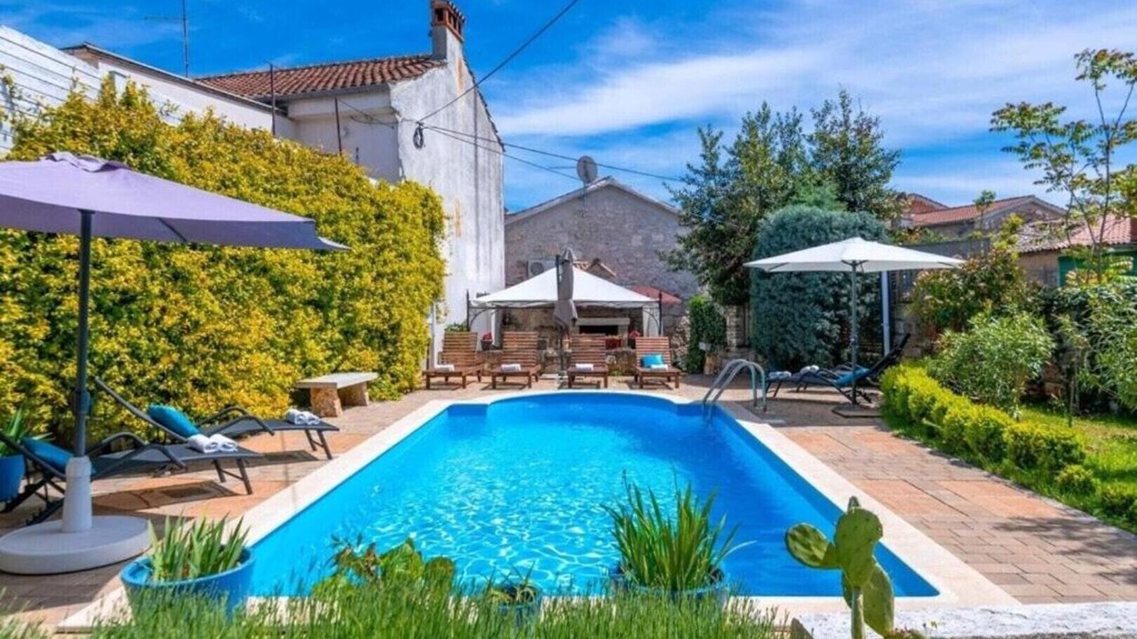 Photo of Outdoor in Marcana