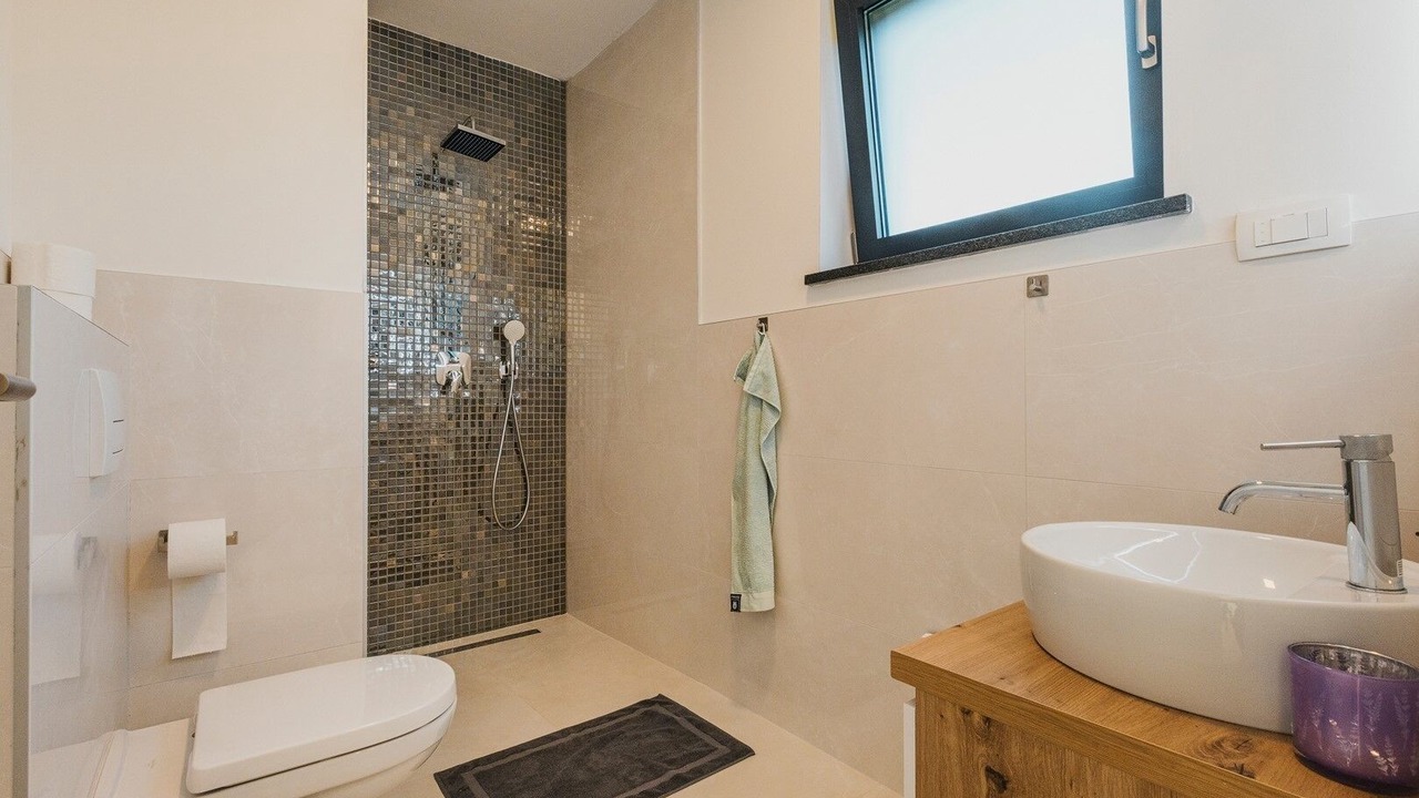 Photo of Bathroom in Kastelir