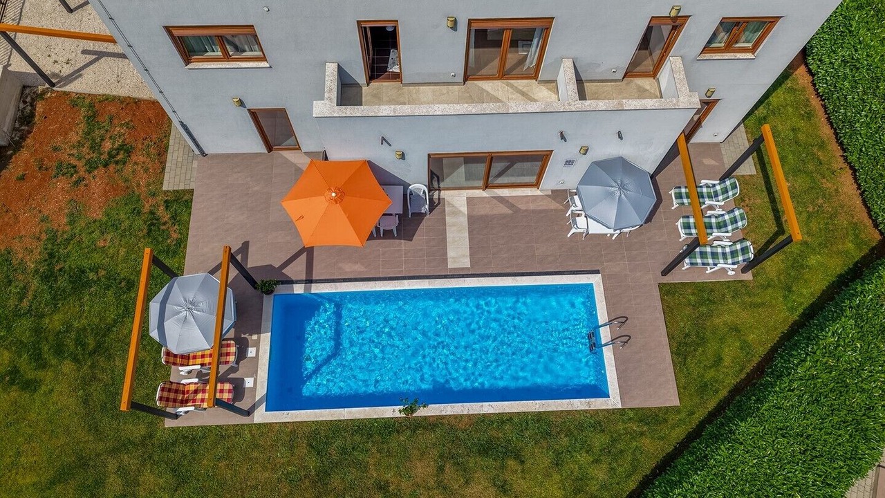 Photo of Outdoor in Buici