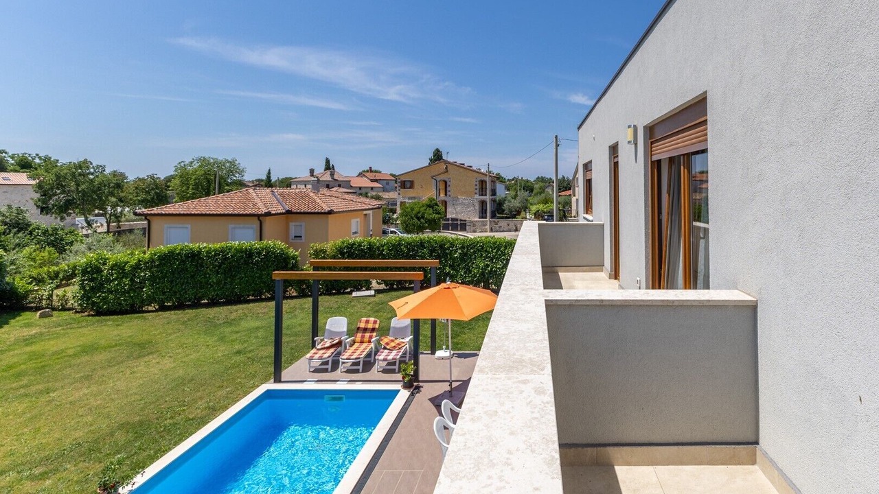 Photo of Patio Balcony in Buici