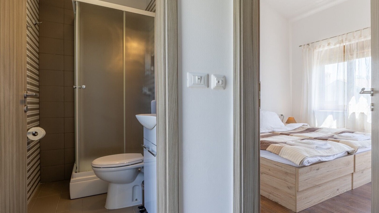 Photo of Bathroom in Buici