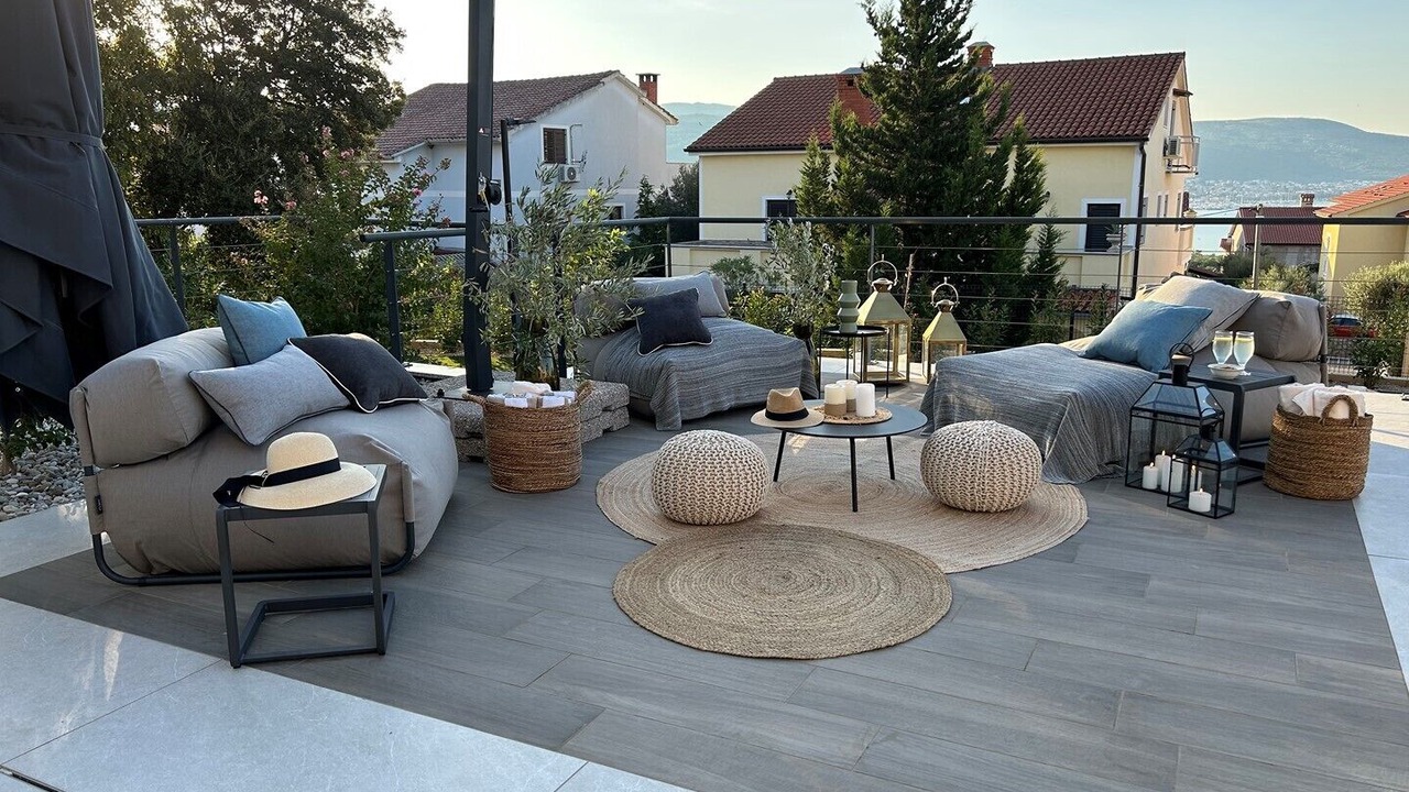 Photo of Outdoor in Kornic