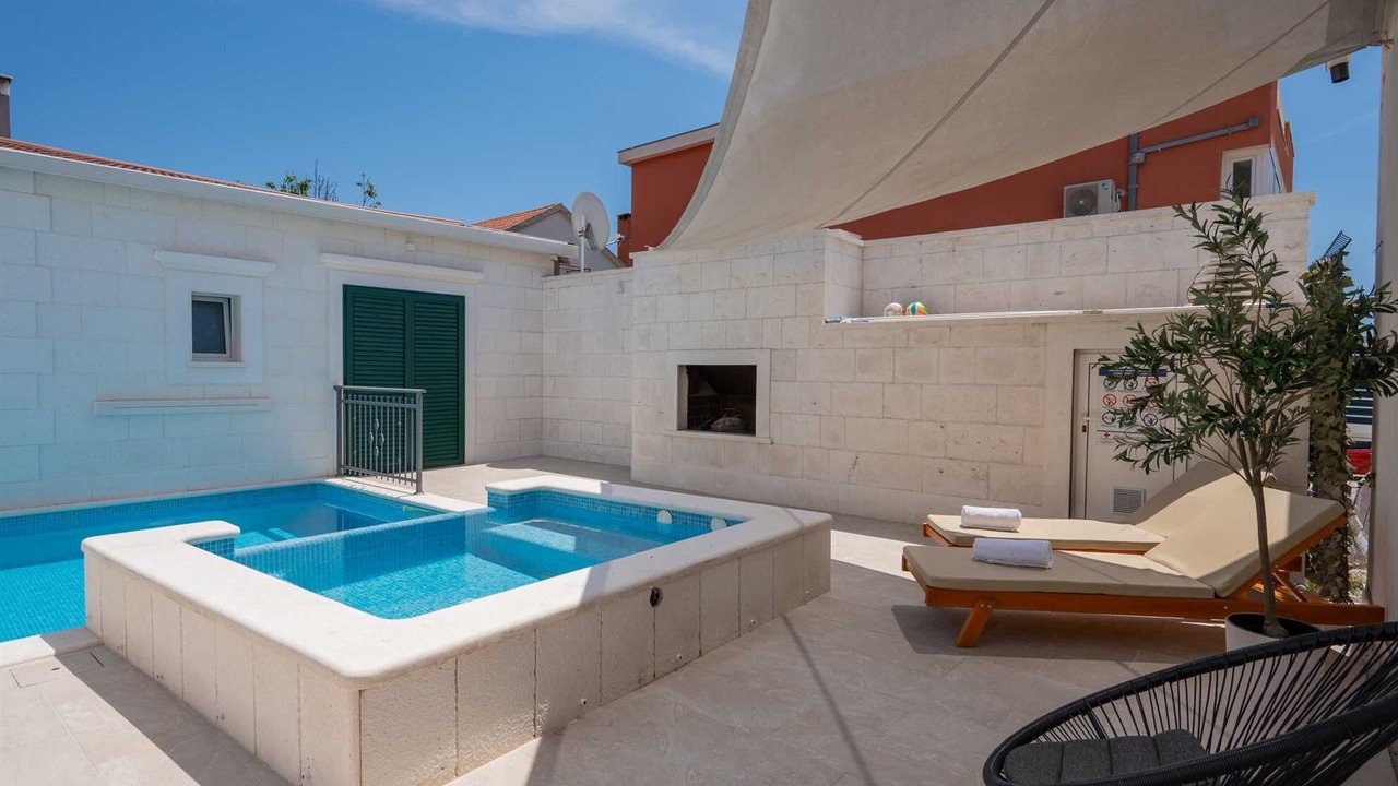 Photo of Outdoor in Kastela