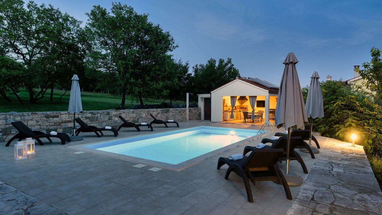 Photo of Outdoor in Makovci