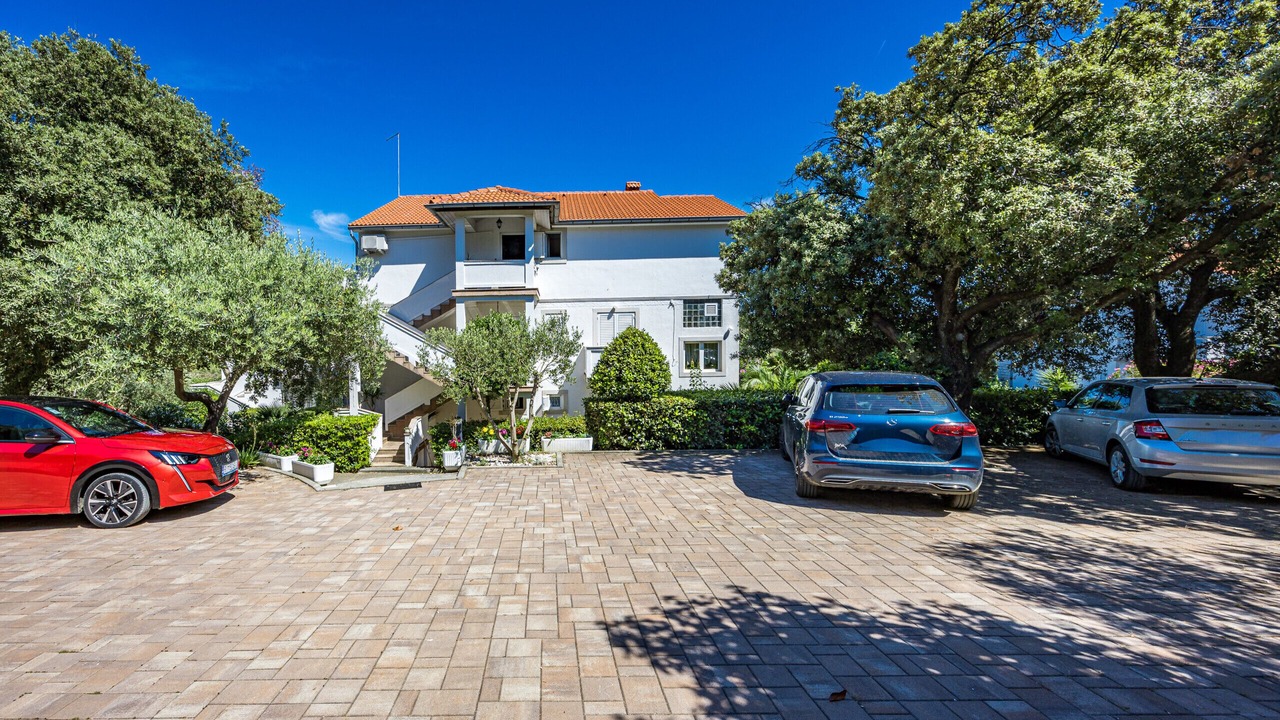 Photo of Outdoor in Suha Punta
