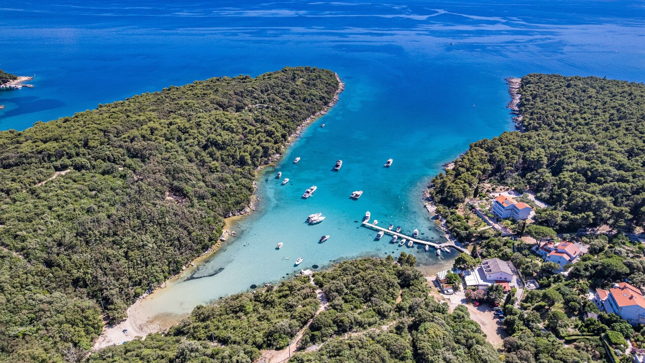 Photo of Outdoor in Suha Punta