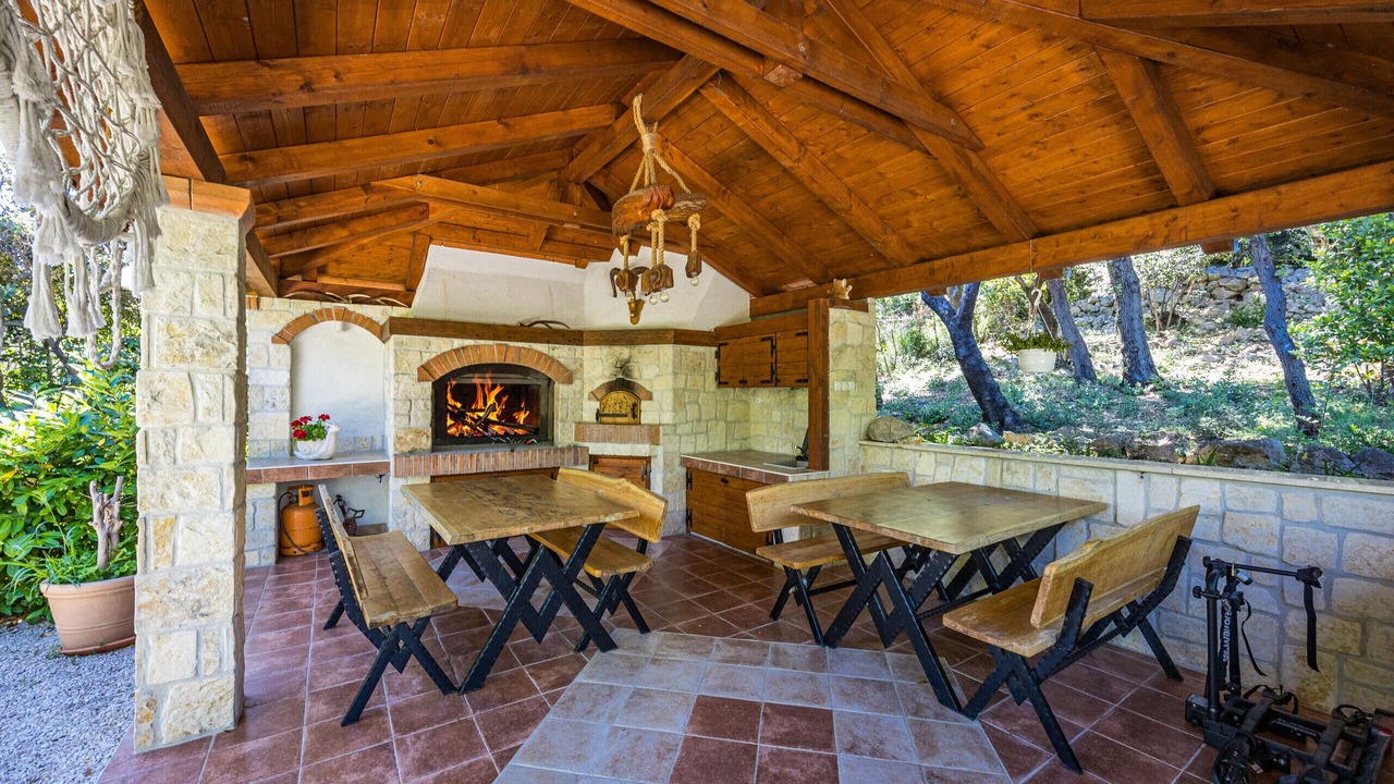 Photo of Outdoor in Suha Punta