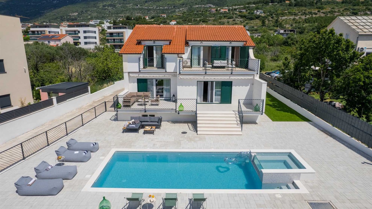 Photo of Outdoor in Kastel Kambelovac
