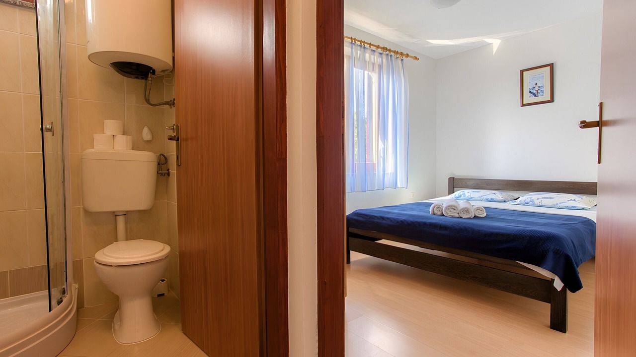 Photo of Bathroom in Porat