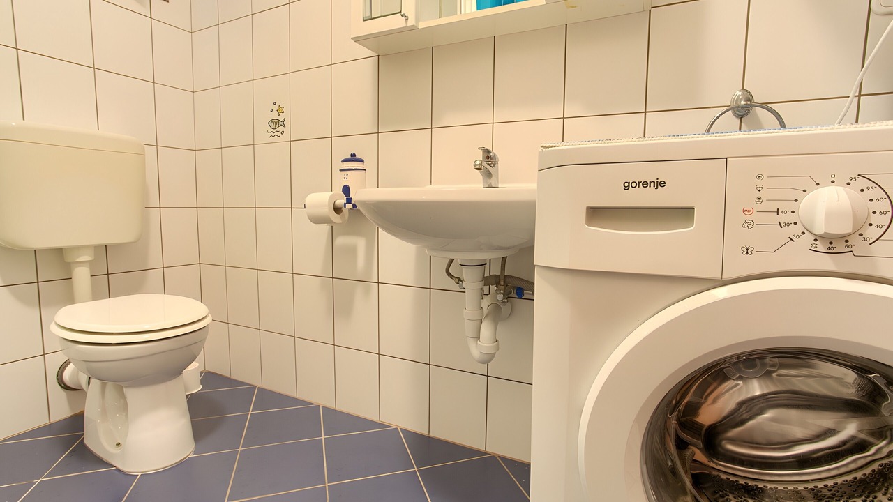 Photo of Bathroom in Porat