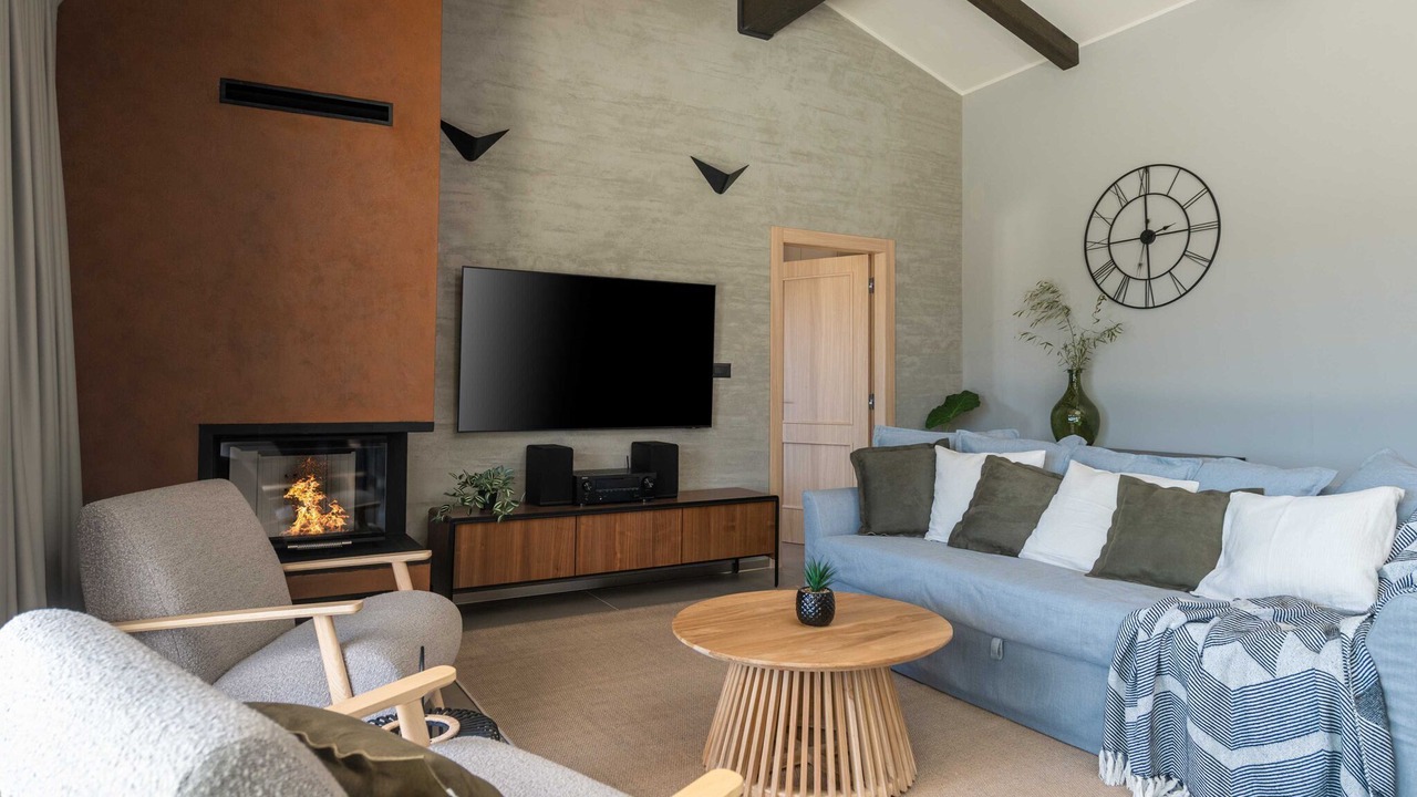 Photo of Livingroom in Hum
